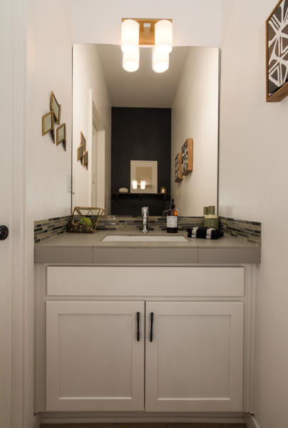 63150 Iner Loop Bend, OR 97701 - Photo 11 of 45 Downstairs guest bathroom