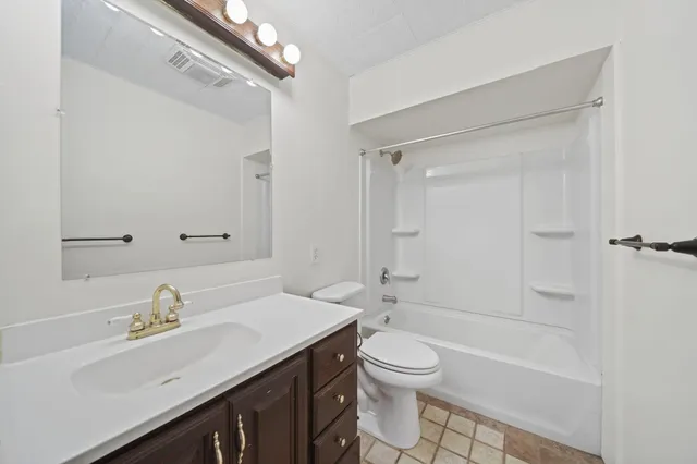 $209,900 | 1840 Taylor Drive, Adrian, MI 49221