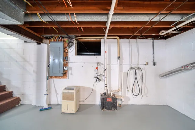 $209,900 | 1840 Taylor Drive, Adrian, MI 49221