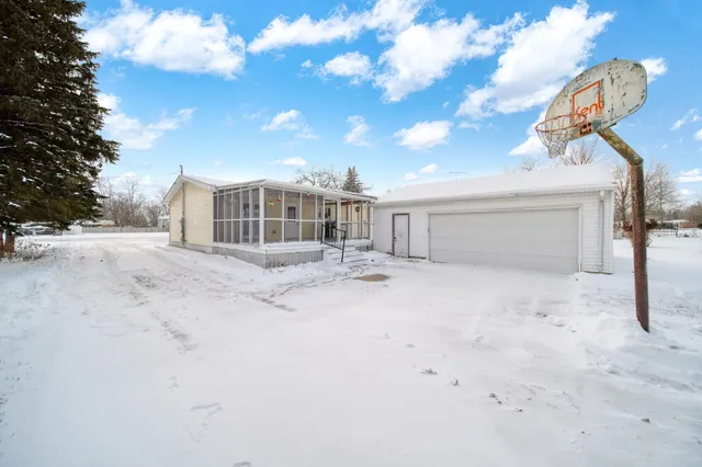 $209,900 | 1840 Taylor Drive, Adrian, MI 49221