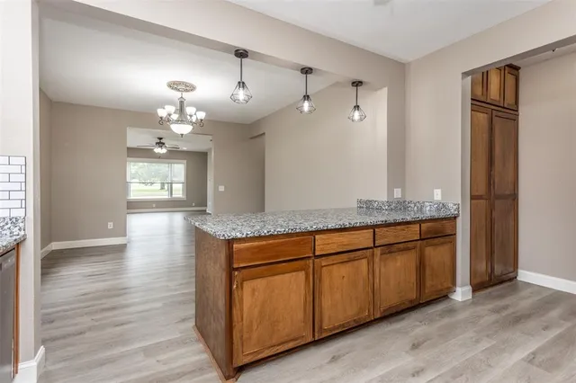 $699,000 | 322-410 East Division Street, Muenster, TX 76252