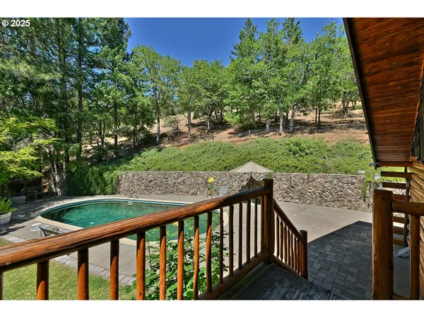 $2,350,000 | 5361 Highway 238, Jacksonville, OR 97530