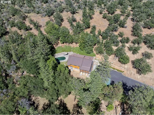 $2,350,000 | 5361 Highway 238, Jacksonville, OR 97530