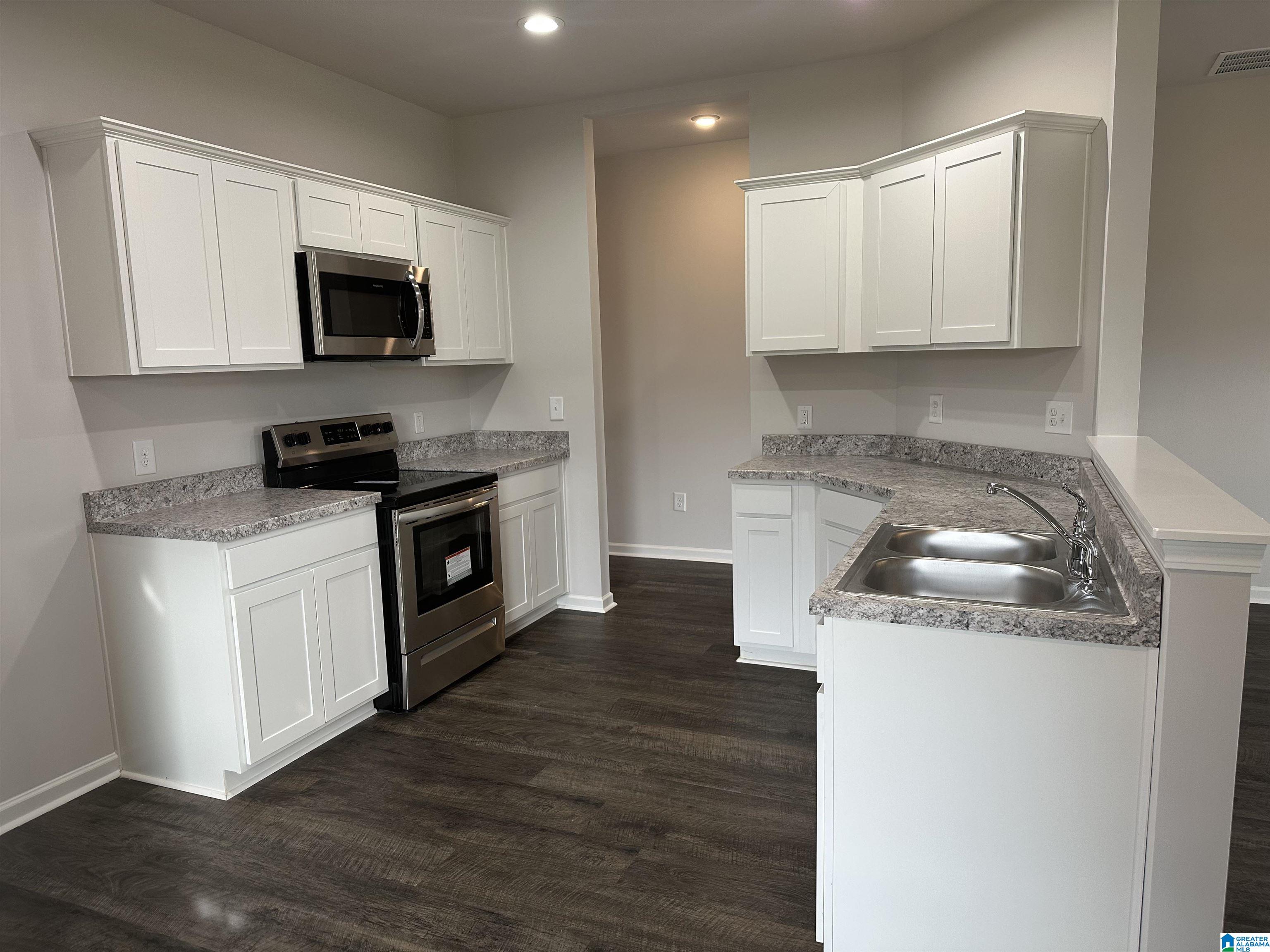 261 Tiffany Lane Ohatchee, AL 36271 - Photo 6 of 17