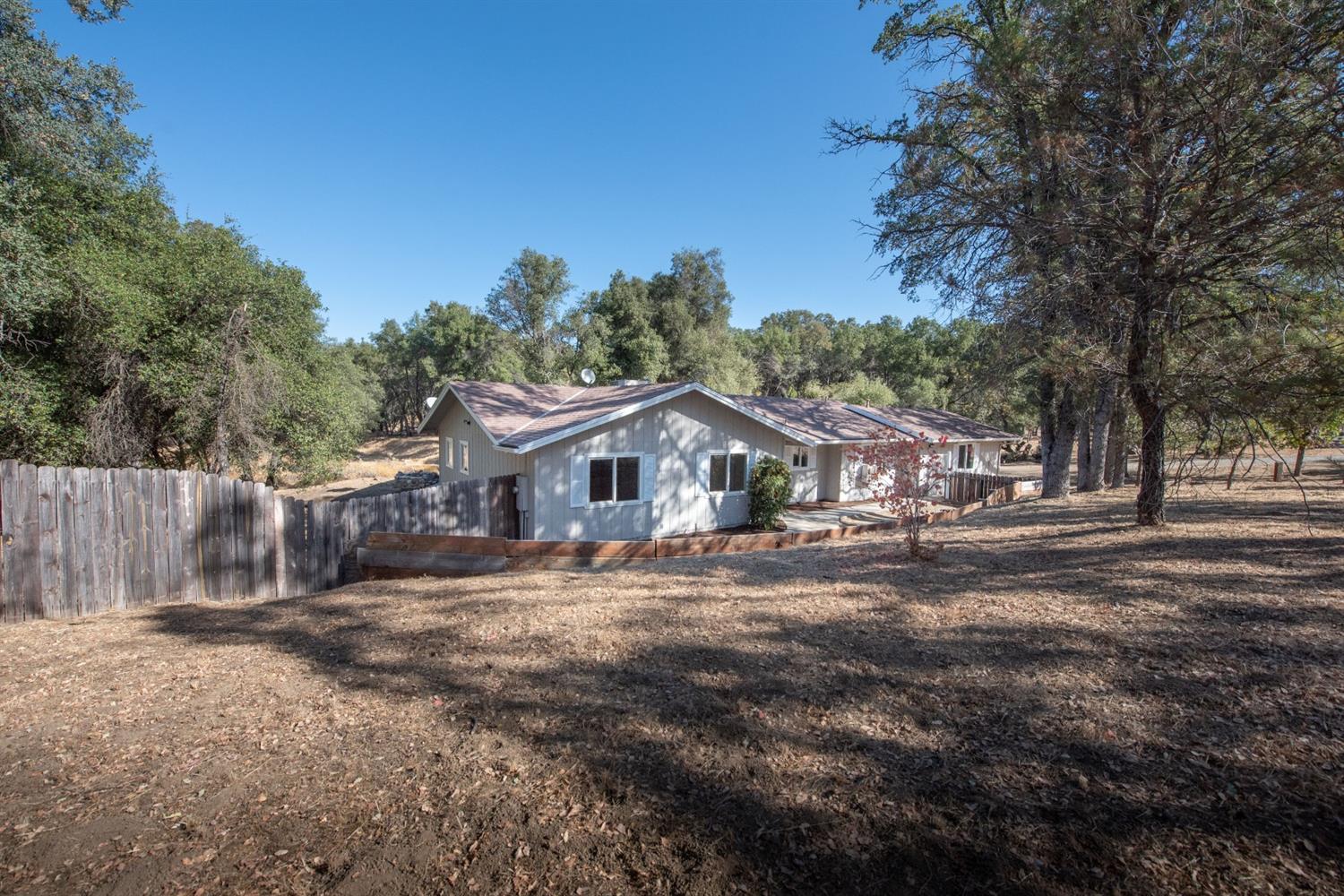 47459 Modoc Road Coarsegold, CA 93614 - Photo 1 of 38 Gallery Image 1