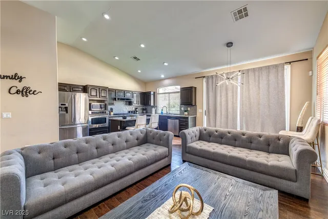 $3,000 | 8704 Las Posas Avenue, Las Vegas, NV 89147