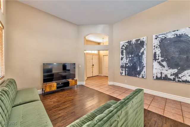 $3,000 | 8704 Las Posas Avenue, Las Vegas, NV 89147