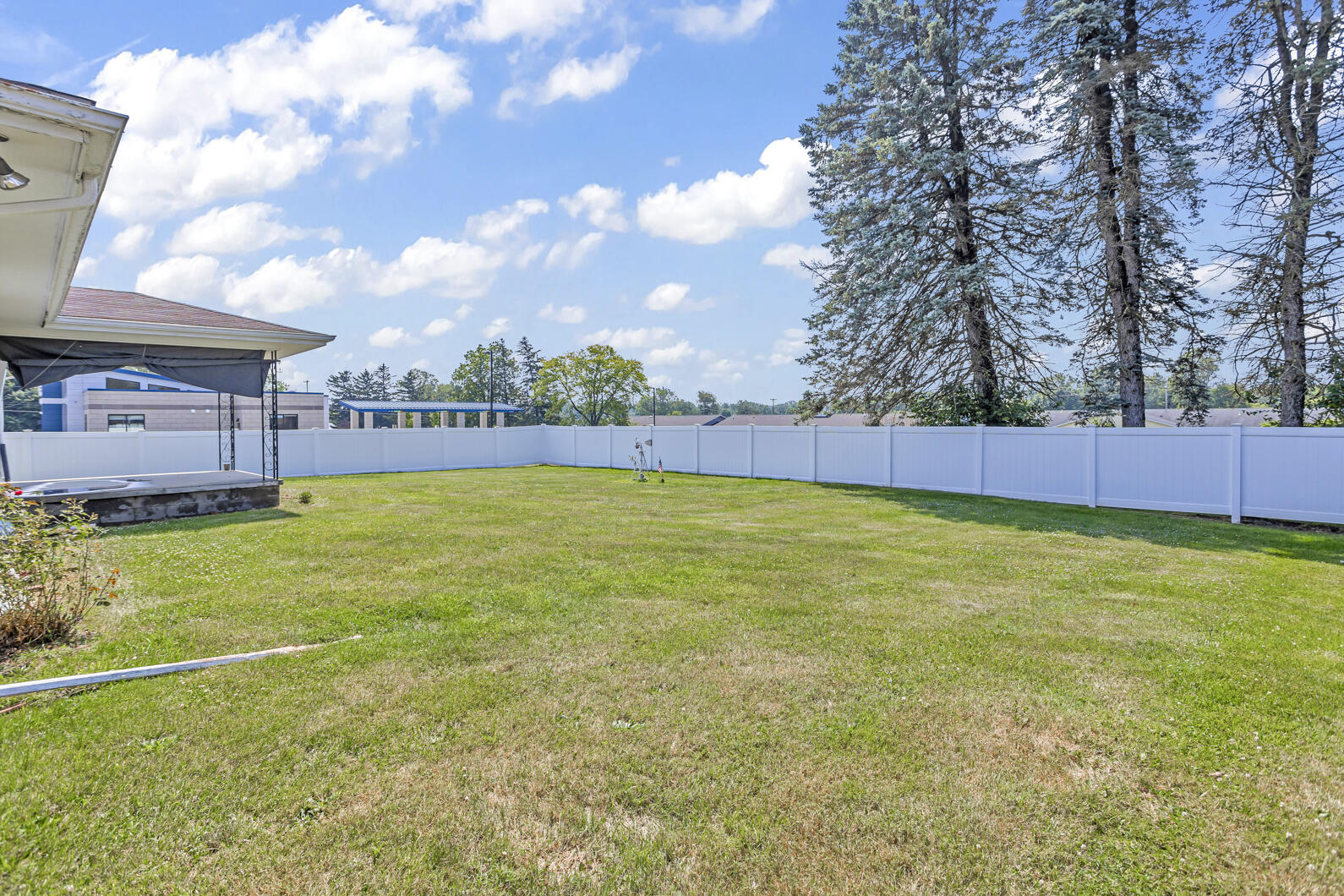 1313 West Parnall Road Jackson, MI 49201 - Photo 16 of 22 0N0A3130