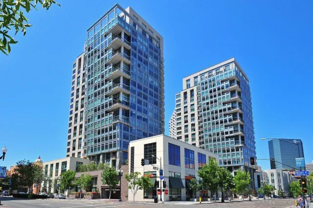 $1,500,000 | 645 Front Street, Unit 2102, San Diego, CA 92101