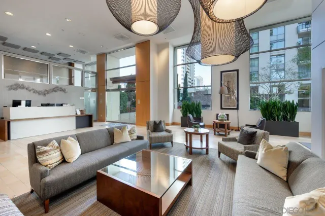 $1,500,000 | 645 Front Street, Unit 2102, San Diego, CA 92101