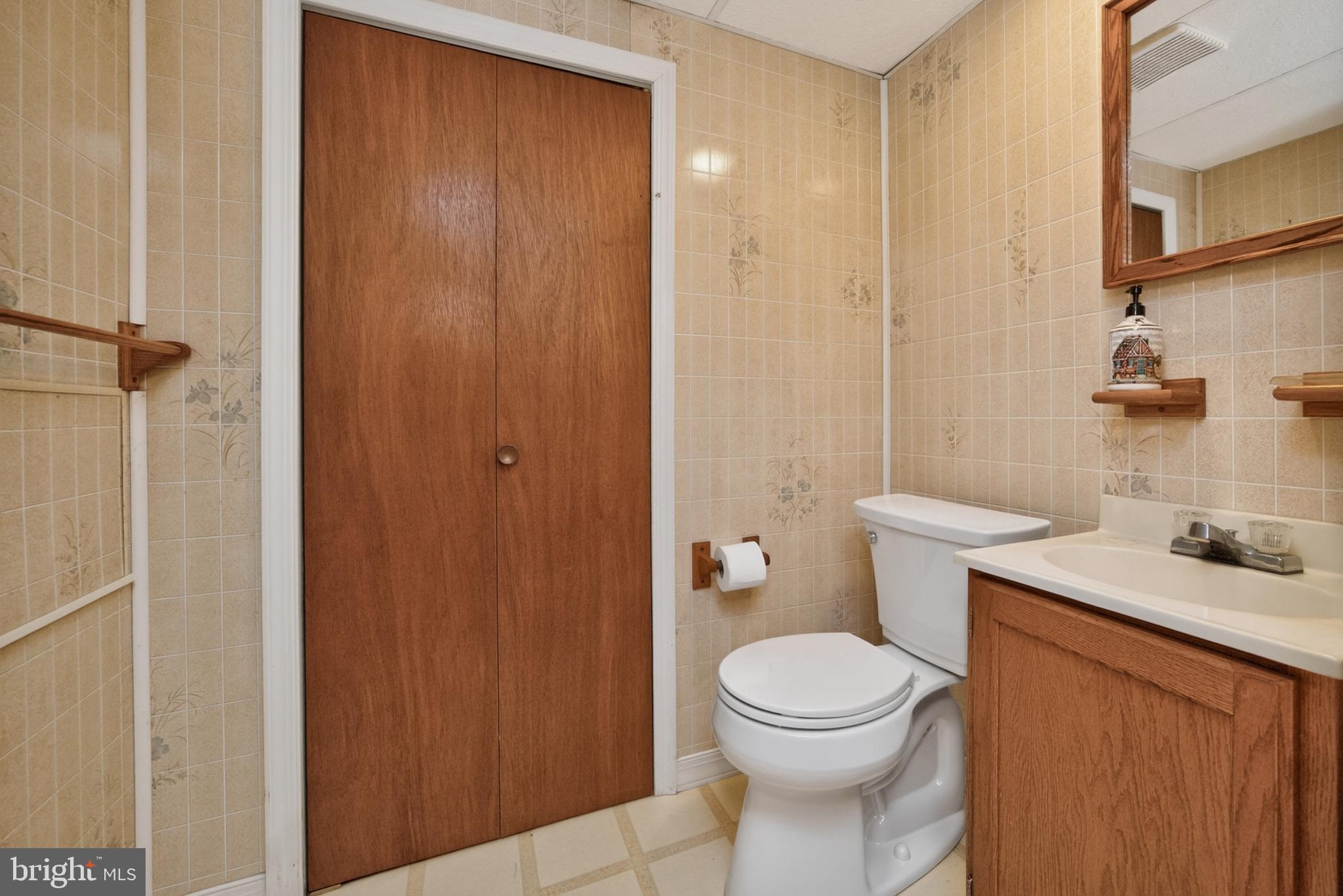 215 Ash Road Wallingford, PA 19086 - Photo 28 of 45