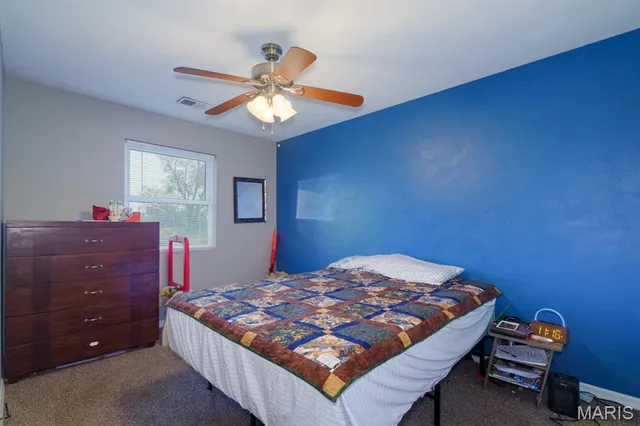 $275,000 | 695 Sidney Street, St. James, MO 65559