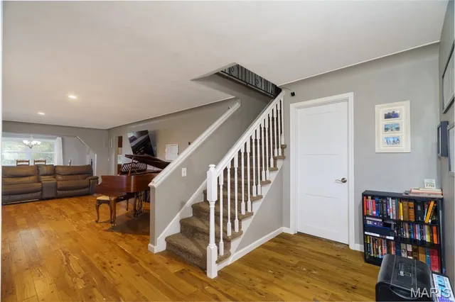 $275,000 | 695 Sidney Street, St. James, MO 65559