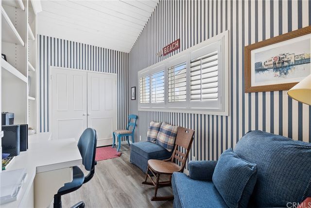 $7,995 | 305 62nd Street, Newport Beach, CA 92663