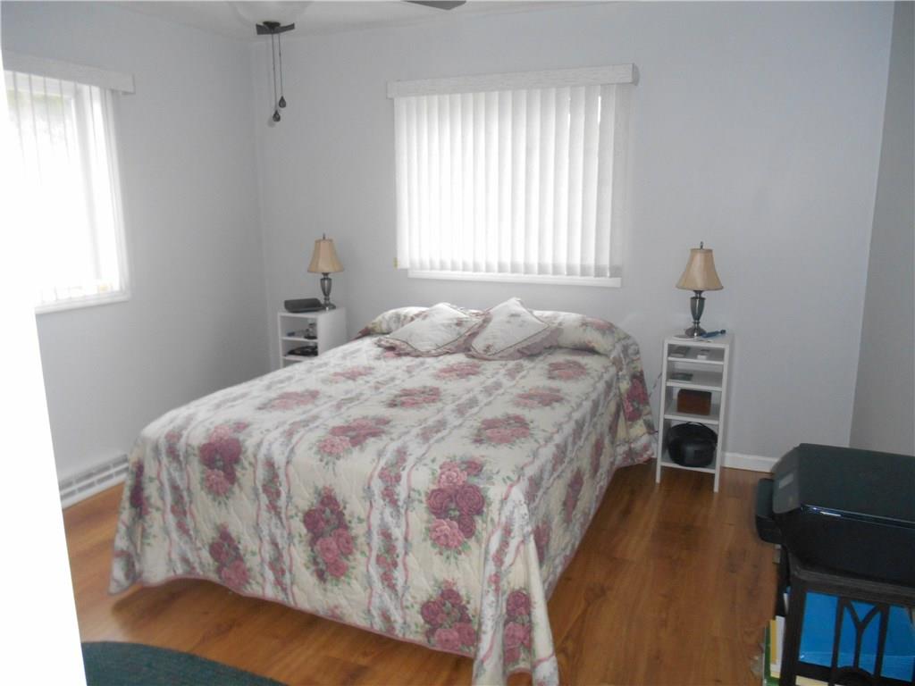 367 Locust Hill Road Cheswick, PA 15024 - Photo 6 of 12 2nd bedroom
