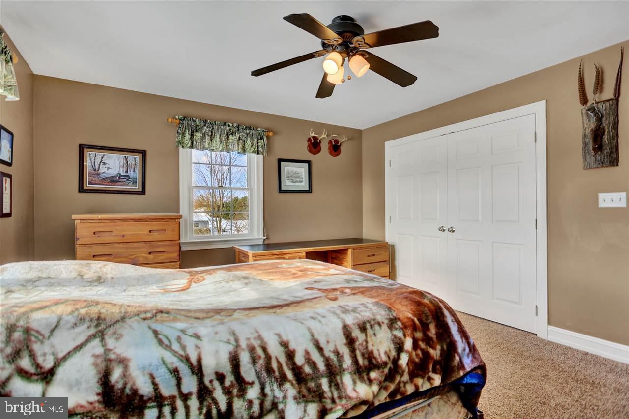 176 North Loop Road Mechanicsburg, PA 17055 - Photo 17 of 25 Gallery Image 17