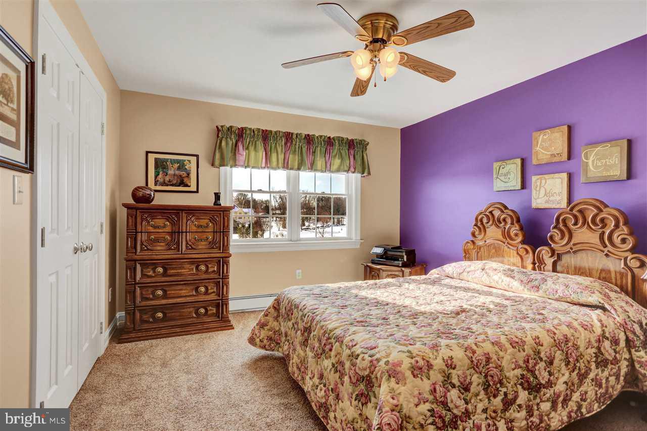 176 North Loop Road Mechanicsburg, PA 17055 - Photo 19 of 25 Gallery Image 19