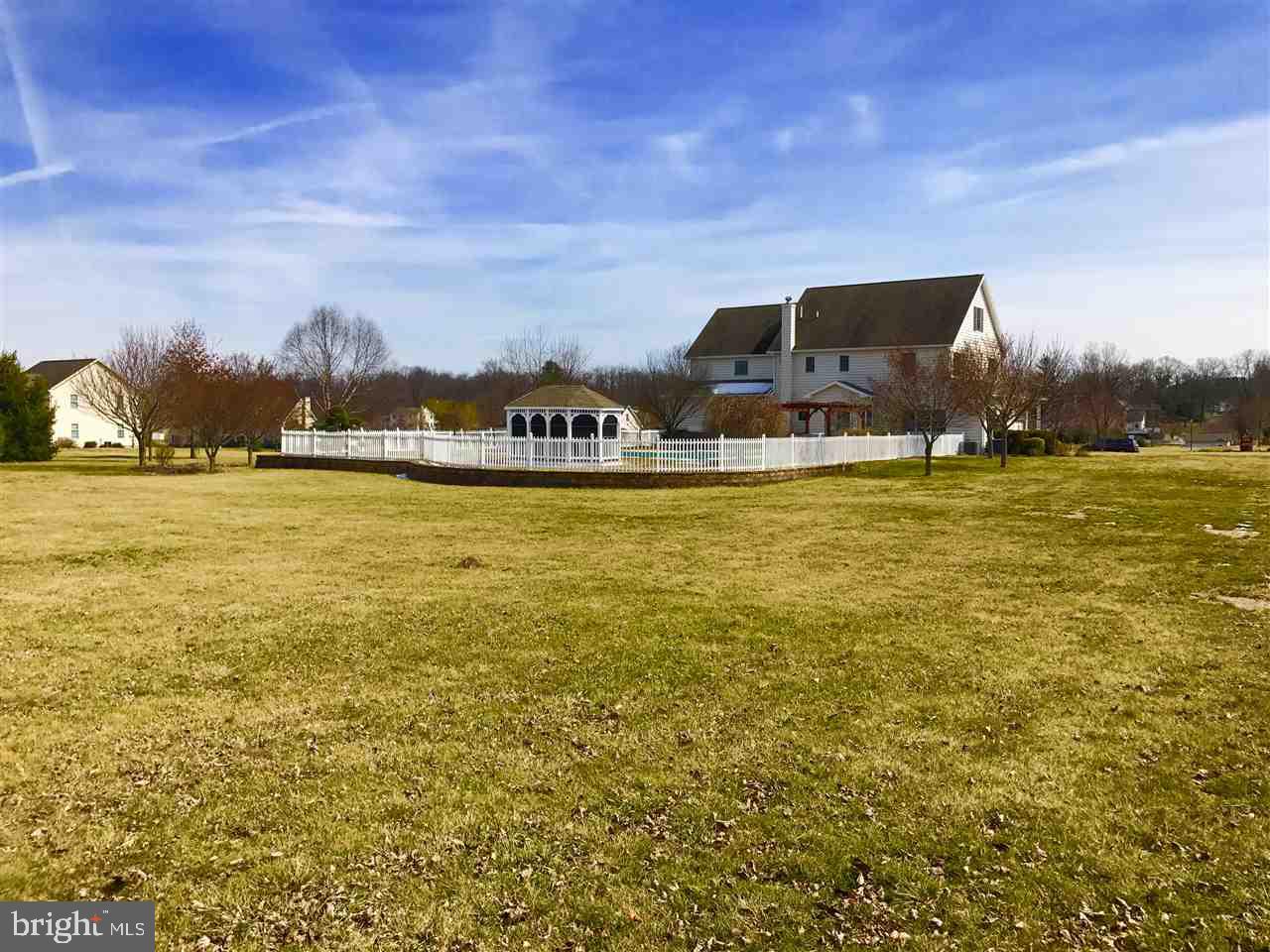 176 North Loop Road Mechanicsburg, PA 17055 - Photo 24 of 25 Gallery Image 24