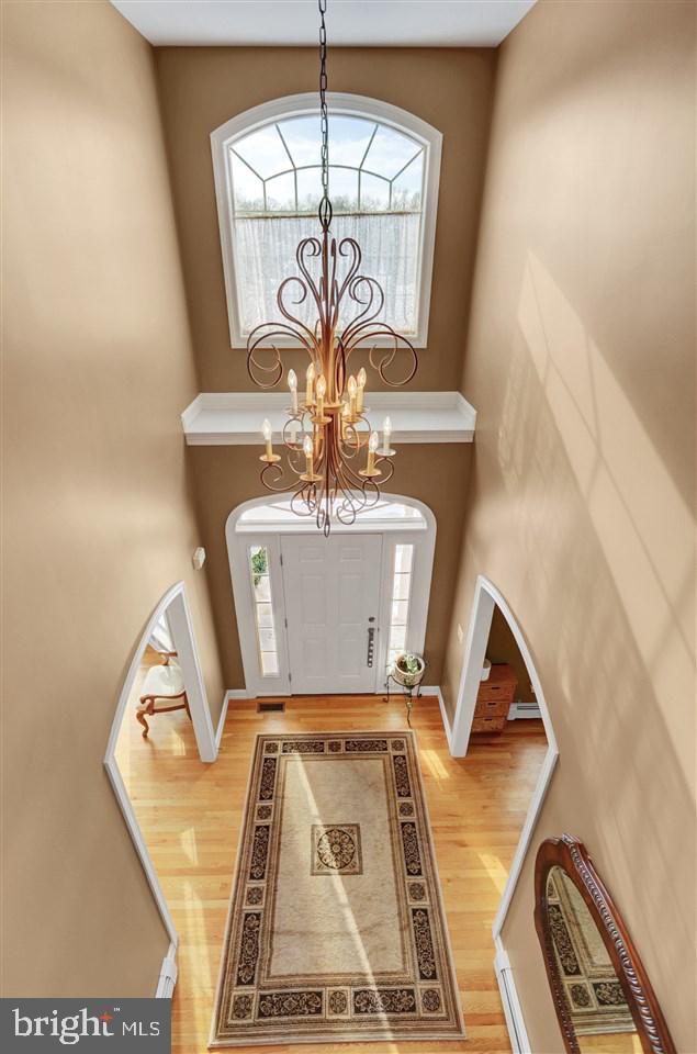 176 North Loop Road Mechanicsburg, PA 17055 - Photo 5 of 25 Gallery Image 5