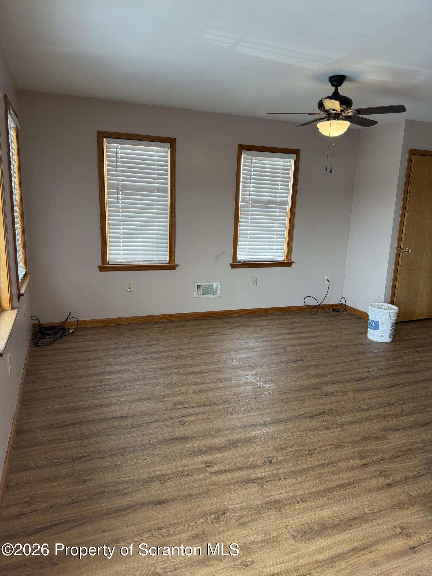 609 Main Street, Unit B Avoca, PA 18641 - Photo 7 of 11 Living Room