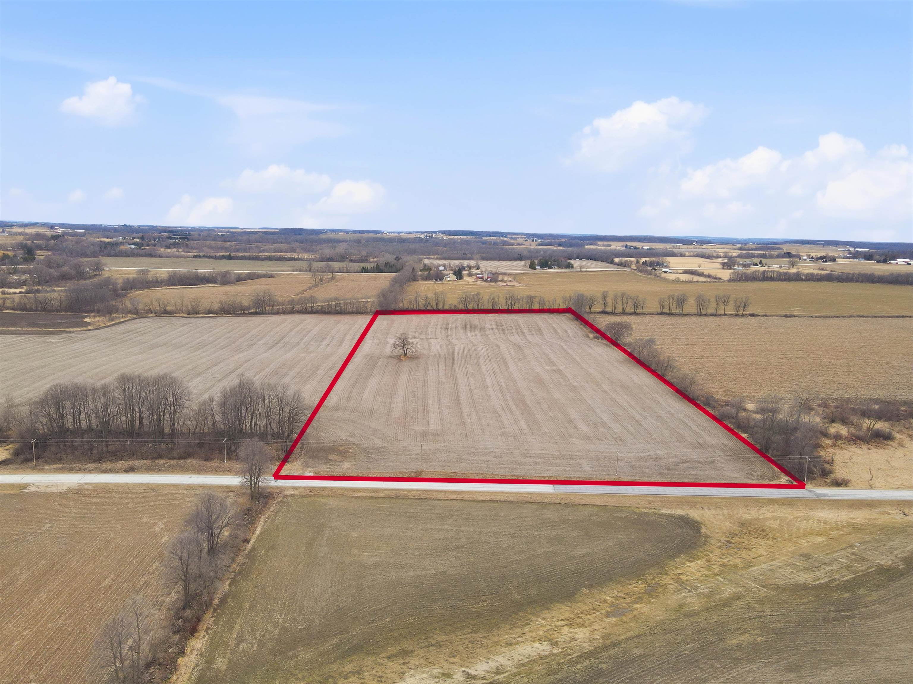 Hayton Road New Holstein, WI 53061 - Photo 3 of 9