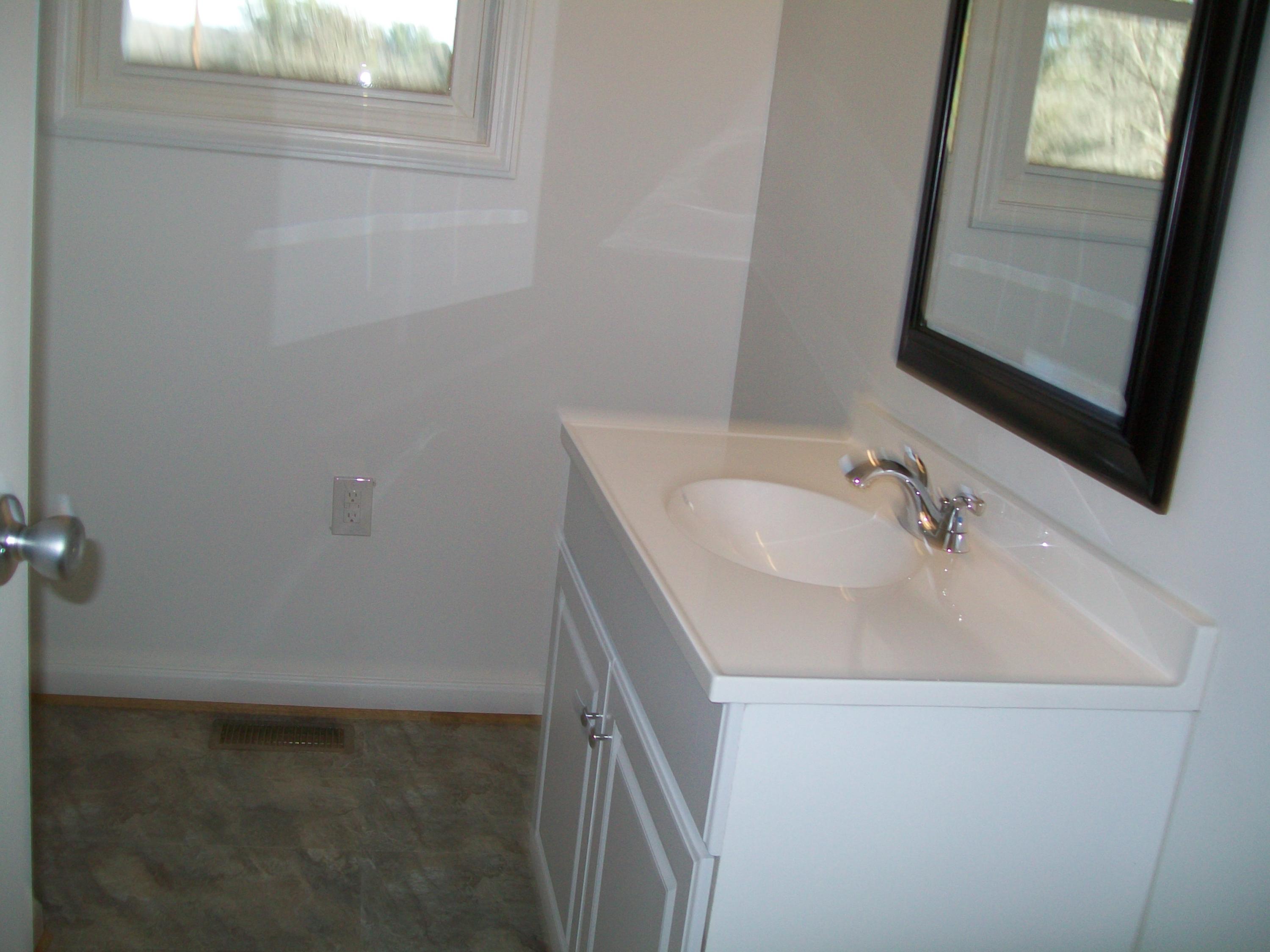 207 Timber Ridge Fincastle, VA 24090 - Photo 17 of 28 Master Bath