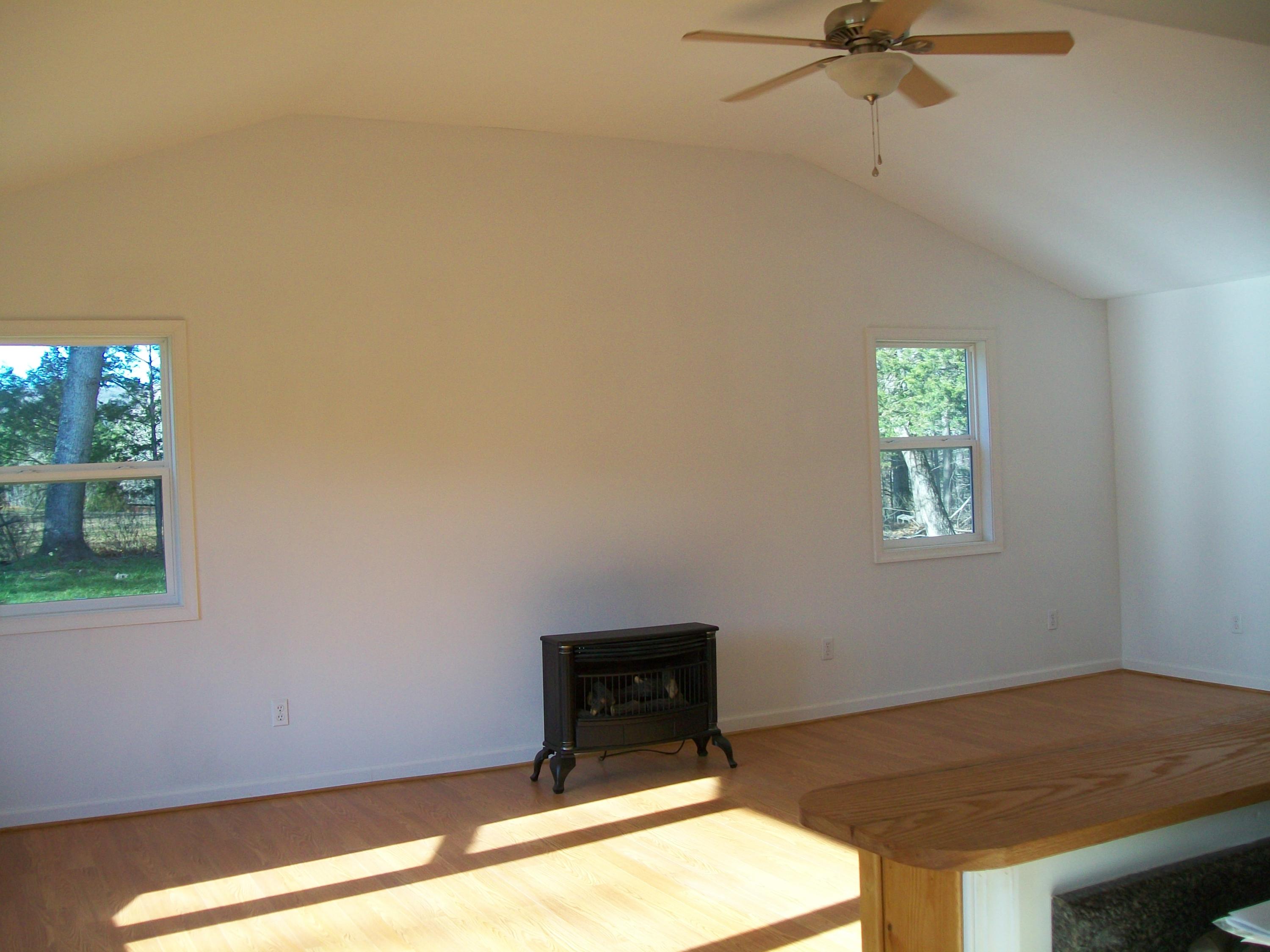 207 Timber Ridge Fincastle, VA 24090 - Photo 3 of 28 Family Room (2)