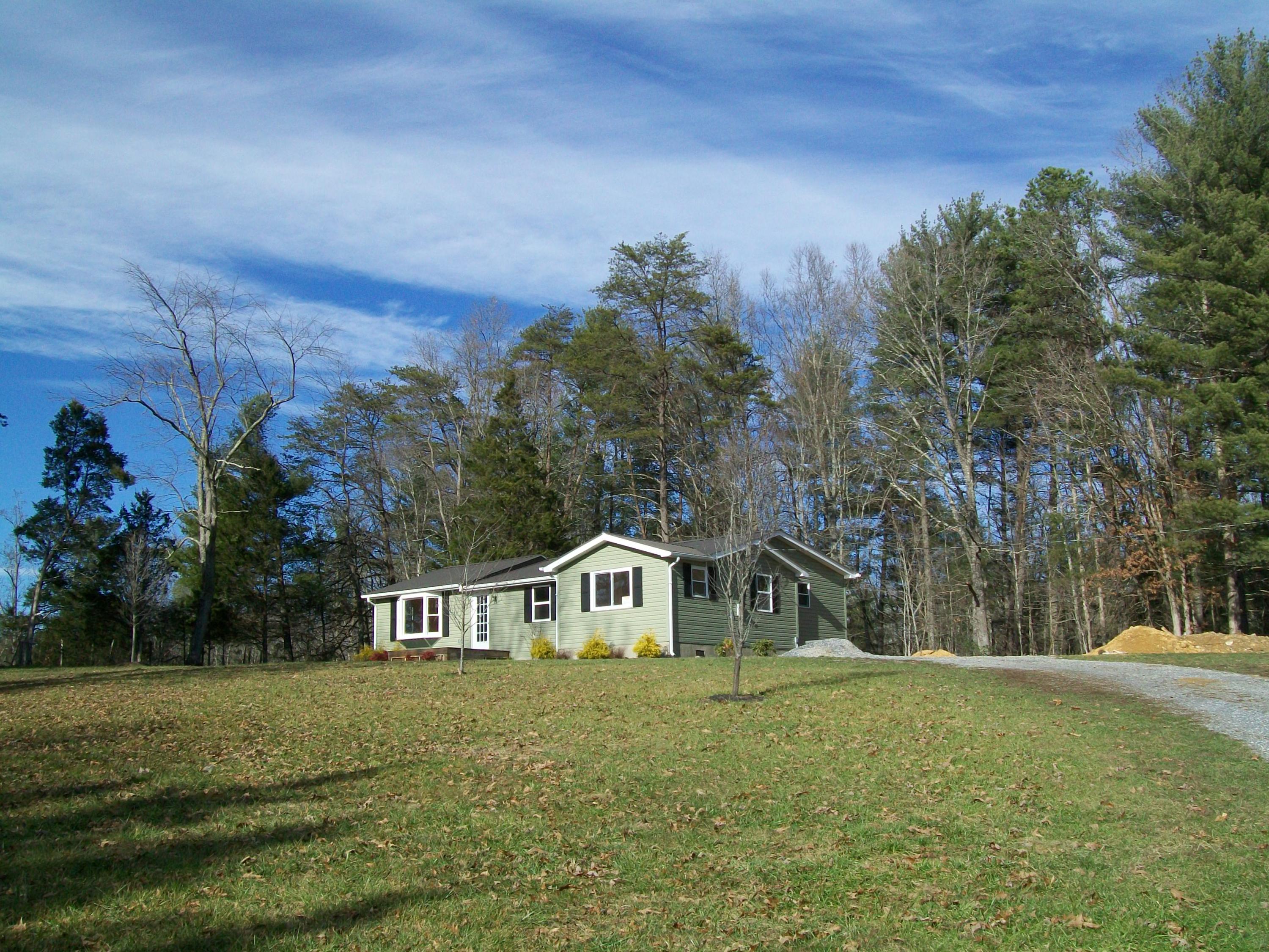 207 Timber Ridge Fincastle, VA 24090 - Photo 22 of 28 Front 2