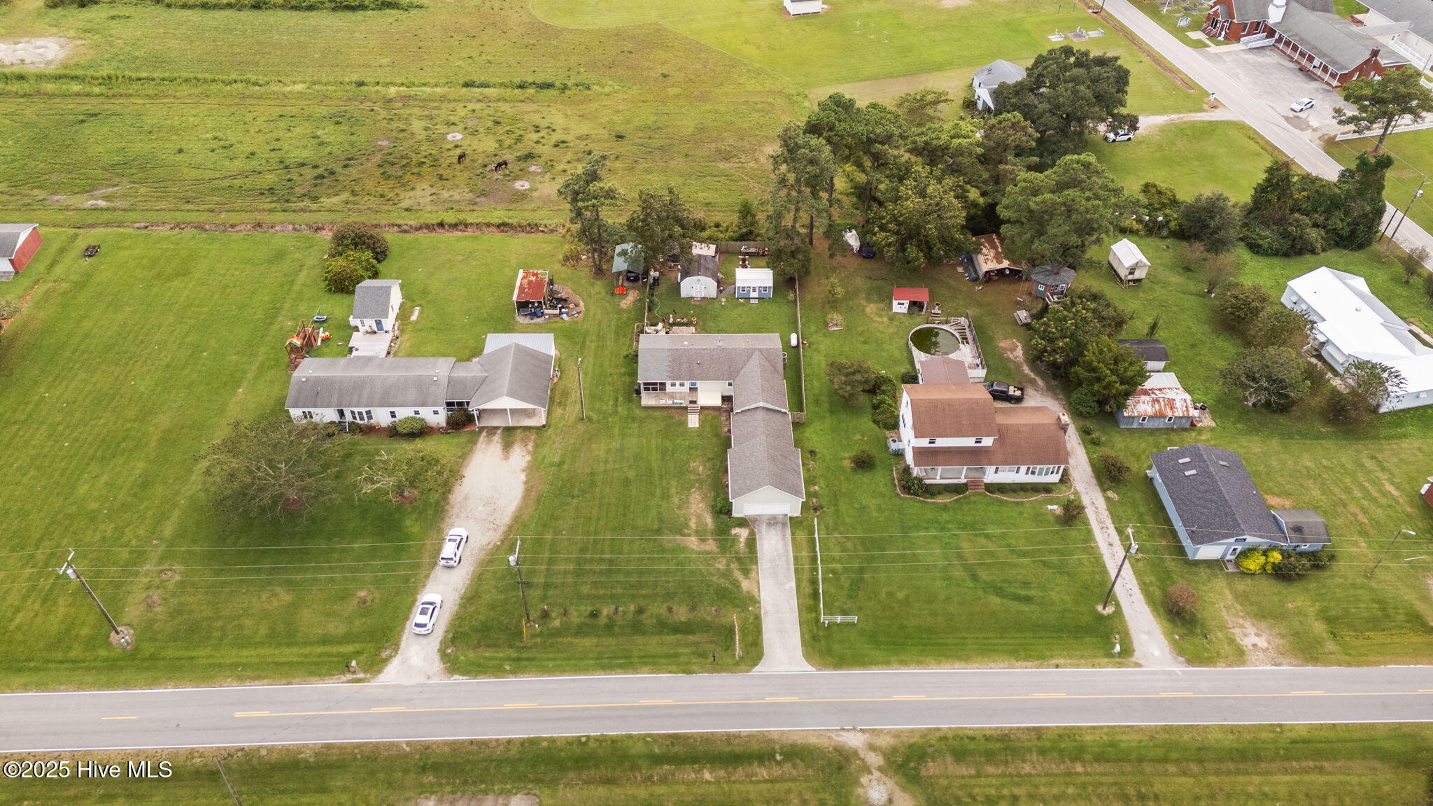 265 Otway Farm Road Beaufort, NC 28516 - Photo 43 of 48 42-web-or-mls-DJI_20251001171629_0049_D