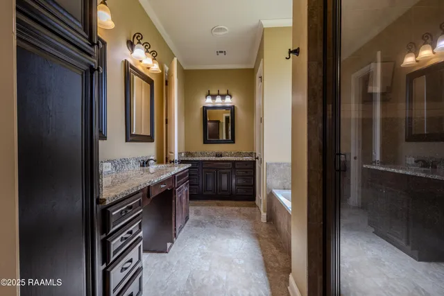 $410,000 | 11417 Twin Oaks Circle, Maurice, LA 70555