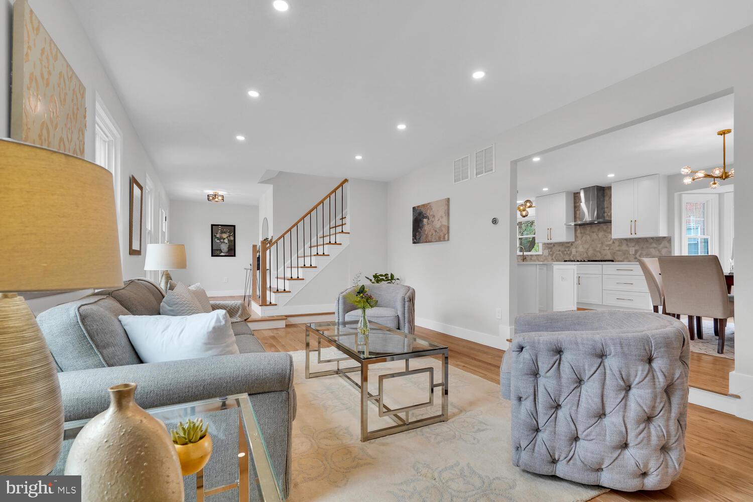 6429 Old Chesterbrook Road McLean, VA 22101 - Photo 6 of 50 Gallery Image 6