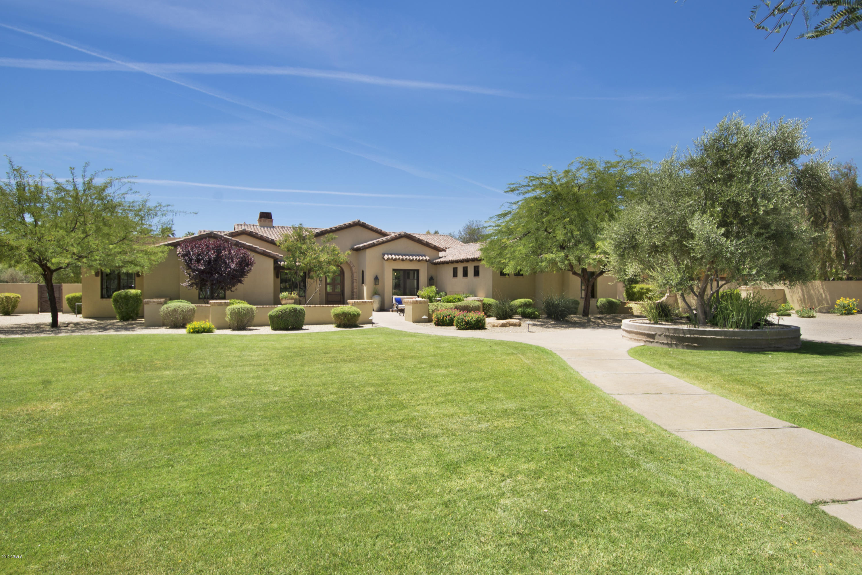 6915 East Sunnyvale Road Paradise Valley, AZ 85253 - Photo 4 of 27 DSC_3569