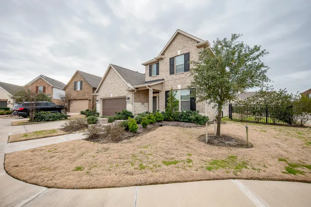 $450,000 | 19511 Wildflower Field Court, Cypress, TX 77433