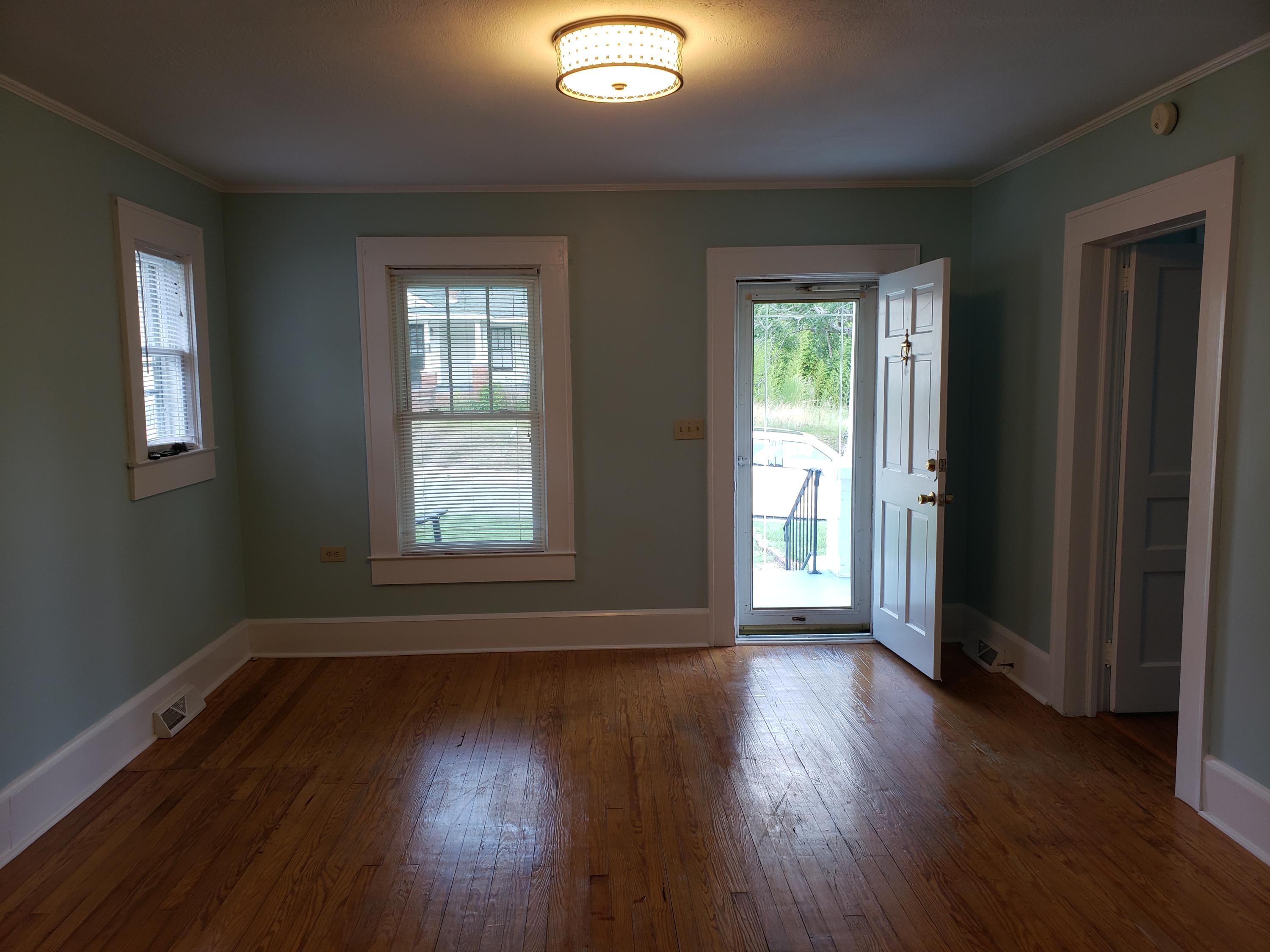 126 Scales Street Rockingham, NC 28379 - Photo 4 of 8 Family Room