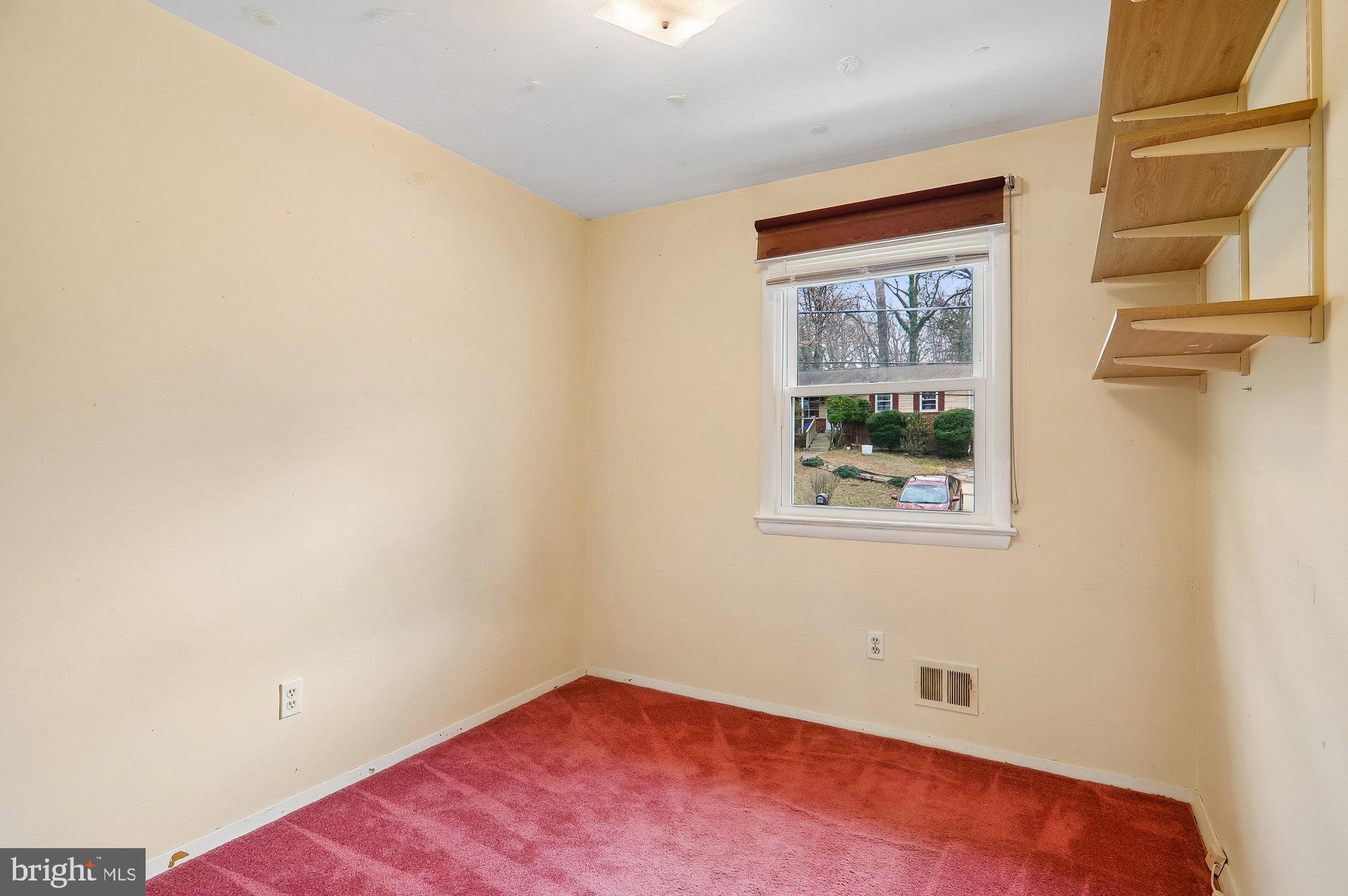 808 Johnson Avenue Silver Spring, MD 20904 - Photo 12 of 20 Bedroom 3