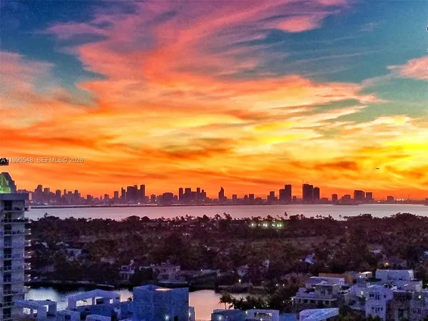 $5,200 | 6039 Collins Avenue, Unit 1431, Miami Beach, FL 33140