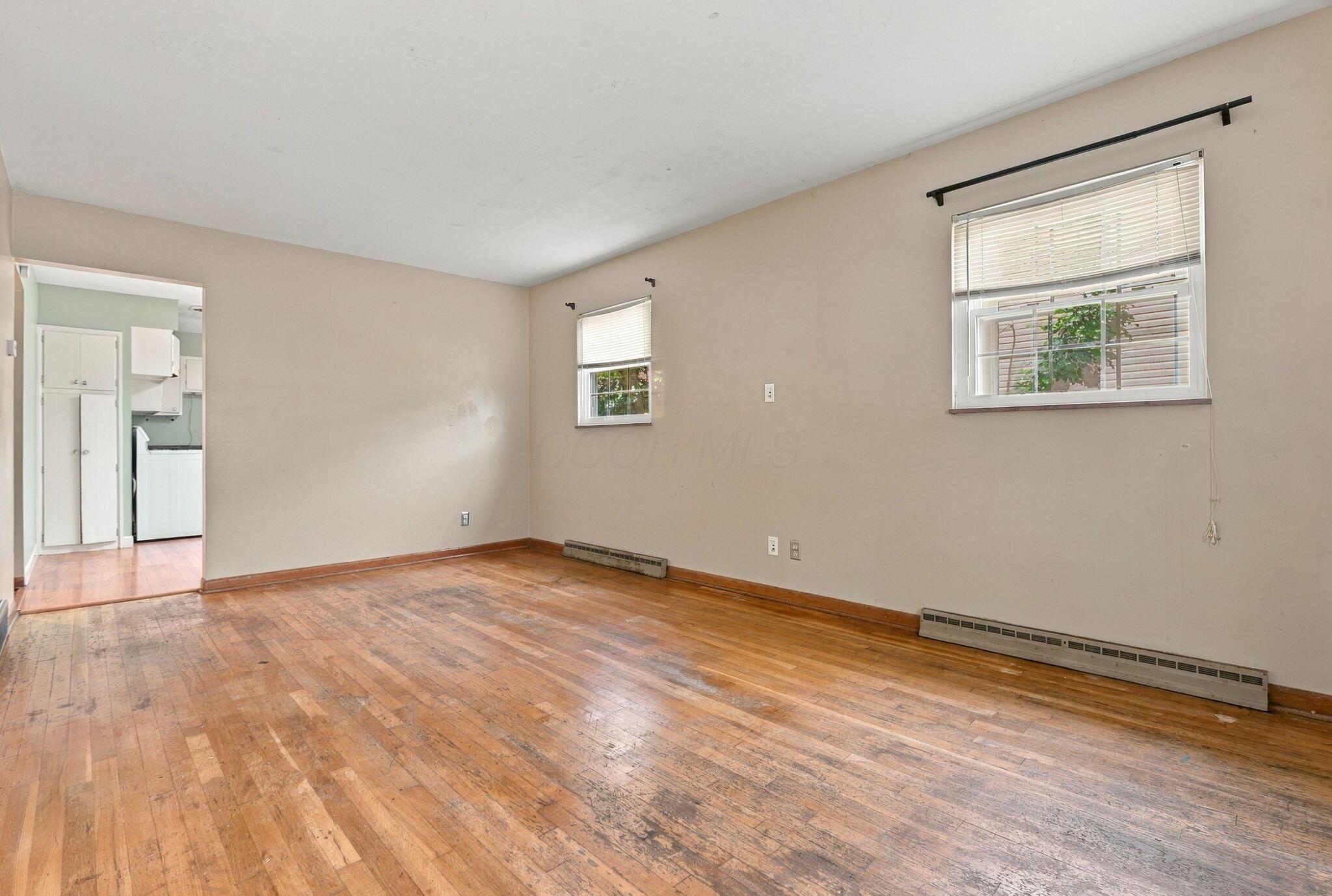 565 South Hampton Road Columbus, OH 43213 - Photo 10 of 39 10-web-or-mls-0D3A8305