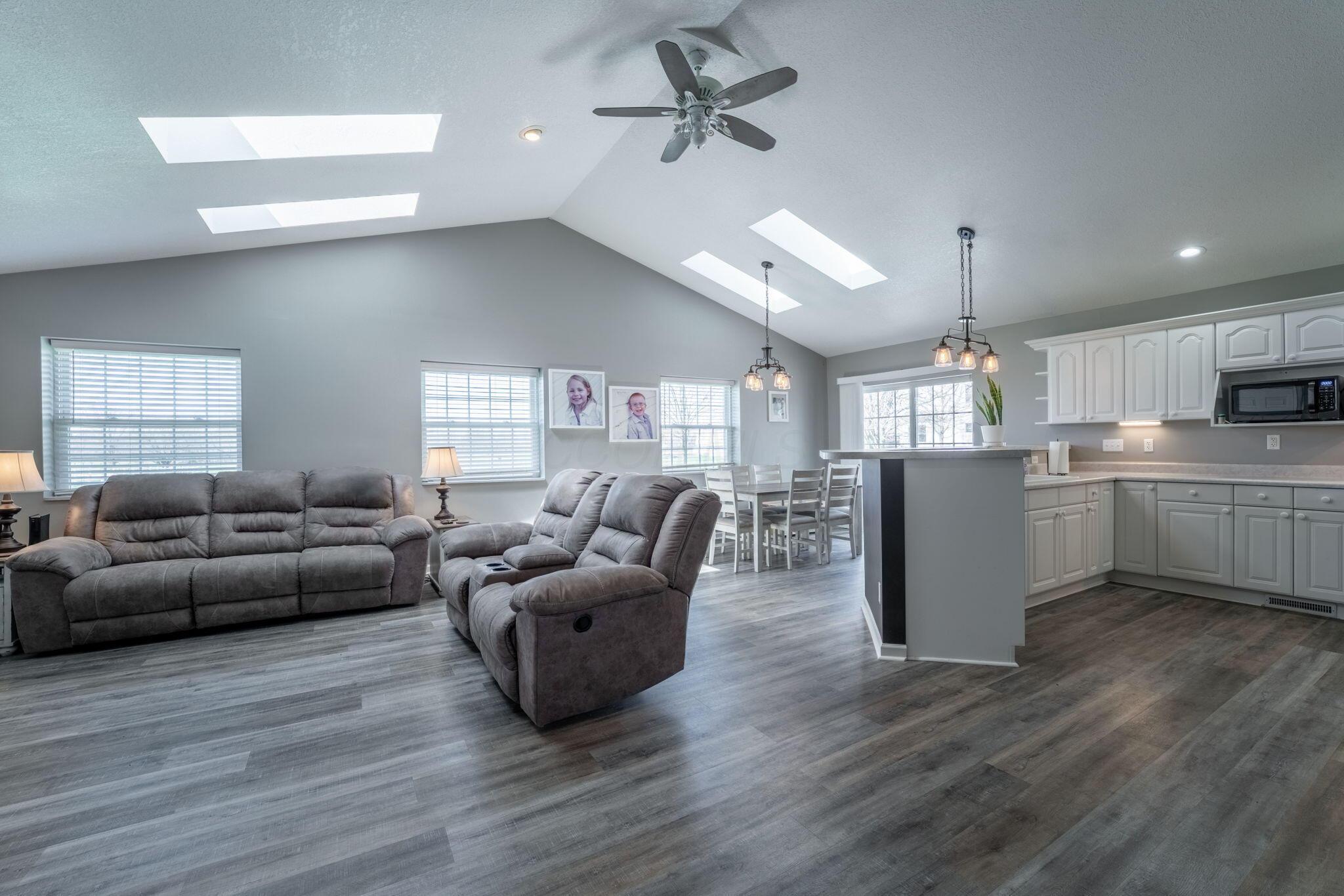 1687 Lake Drive Road Heath, OH 43056 - Photo 7 of 49 great natural light