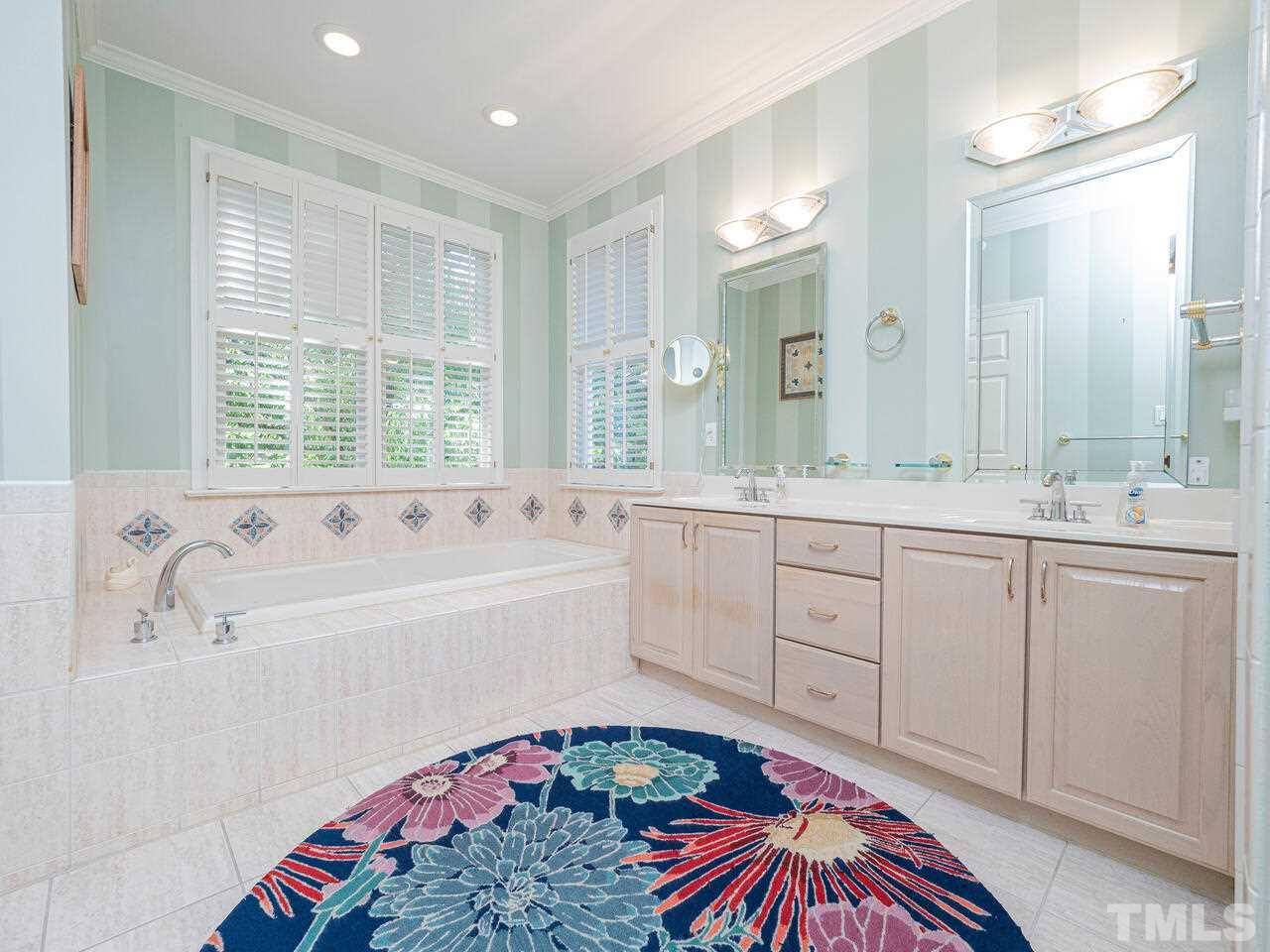 3701 Holly Lane, Unit 302 Raleigh, NC 27612 - Photo 22 of 30