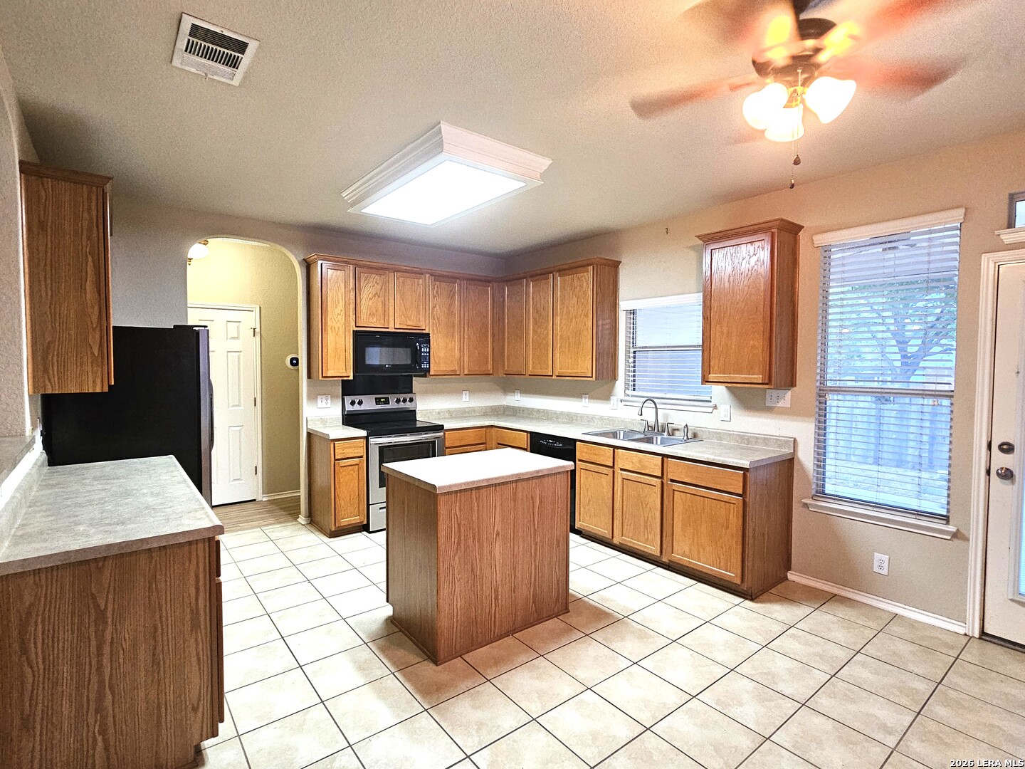 300 Eagle Flight Cibolo, TX 78108 - Photo 6 of 29