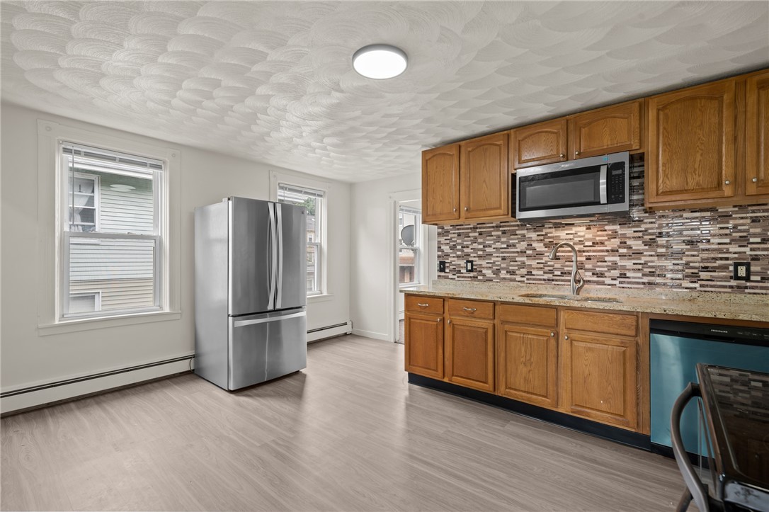 155 4th Avenue Woonsocket, RI 02895 - Photo 23 of 43 Unit 2 (2nd floor)