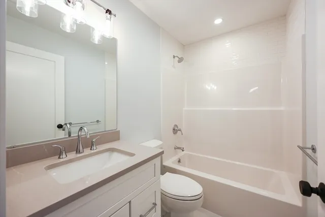 $549,000 | 52 Baltic Street, Unit 52, Attleboro, MA 02703