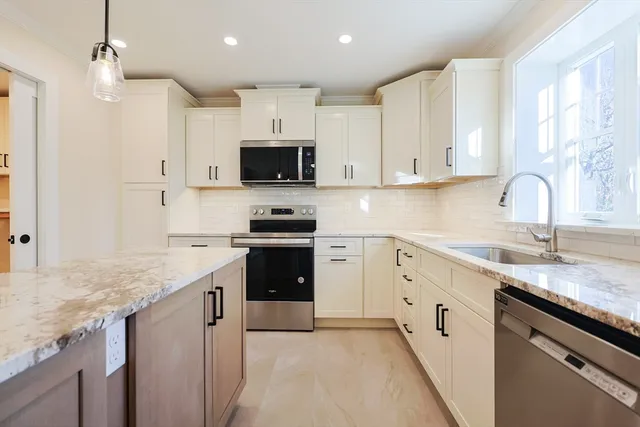 $549,000 | 52 Baltic Street, Unit 52, Attleboro, MA 02703