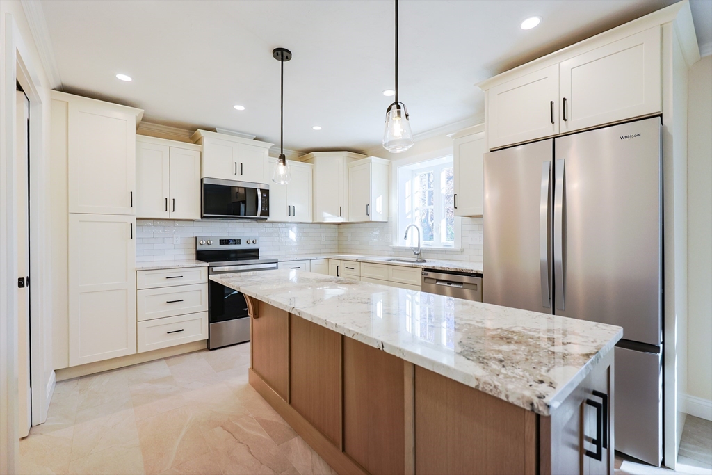 52 Baltic Street, Unit 52 Attleboro, MA 02703 - Photo 8 of 31