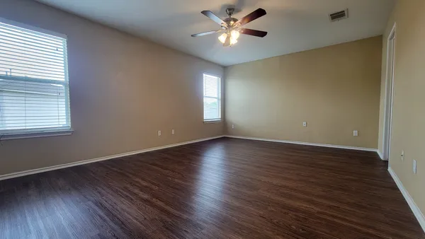 $2,000 | 1216 Shadow Creek Boulevard, Buda, TX 78610