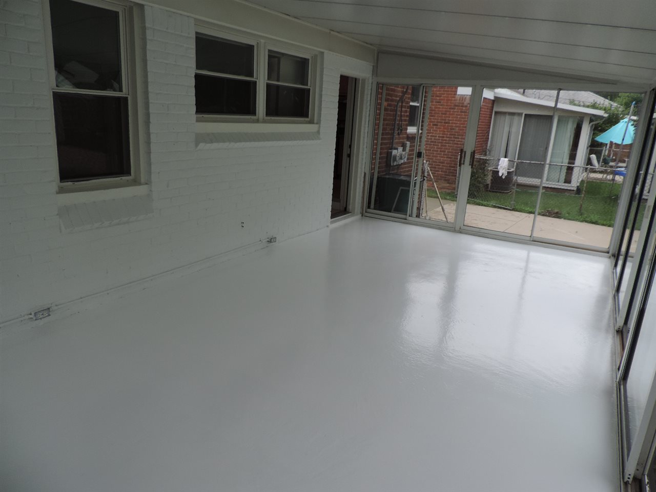 406 Normandy Road Royal Oak, MI 48073 - Photo 27 of 41 31359231-26.JPG