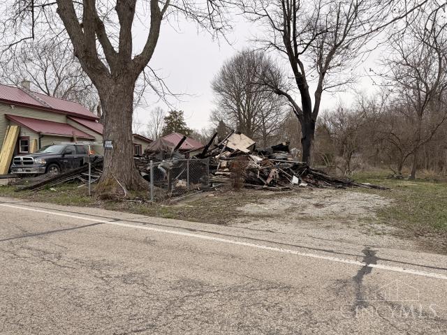7975 Dayton-Liberty Road New Lebanon, OH 45345 - Photo 2 of 5