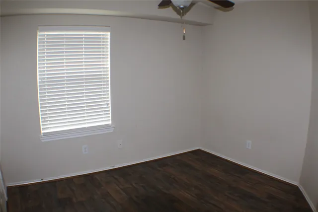 $2,100 | 6431 Densberry Lane, Katy, TX 77494