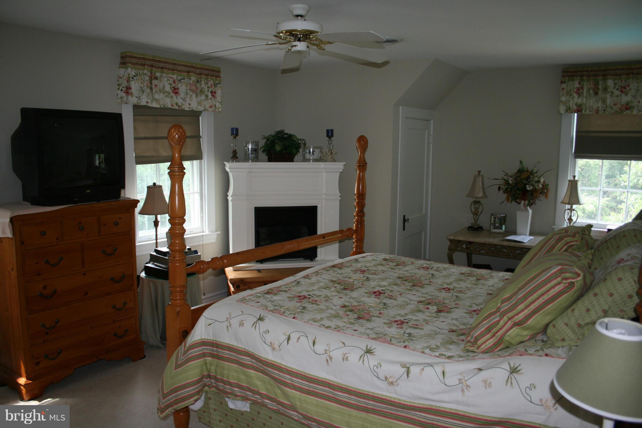 141 South Winchester Road Annapolis, MD 21409 - Photo 17 of 27 Bedroom (Master)