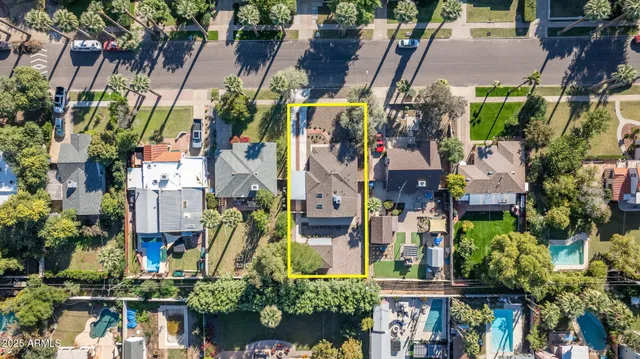 an aerial view of multiple house